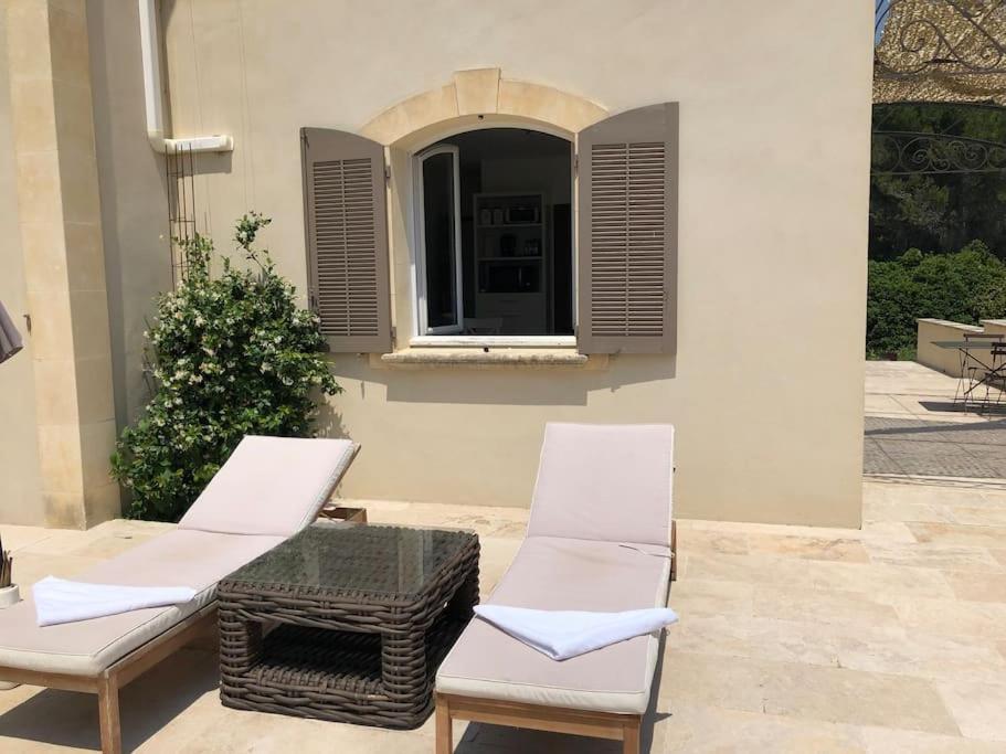 Appartement Dans Bastide A Saint Remy De Provence Zewnętrze zdjęcie